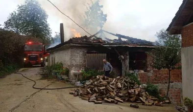 Ordu’da Boş Evde Yangın: İtfaiye Ekipleri Müdahale Etti